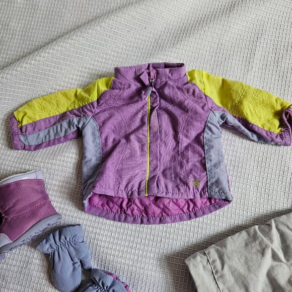 American Girl Snowboard Outfit I - Picture 9 of 10